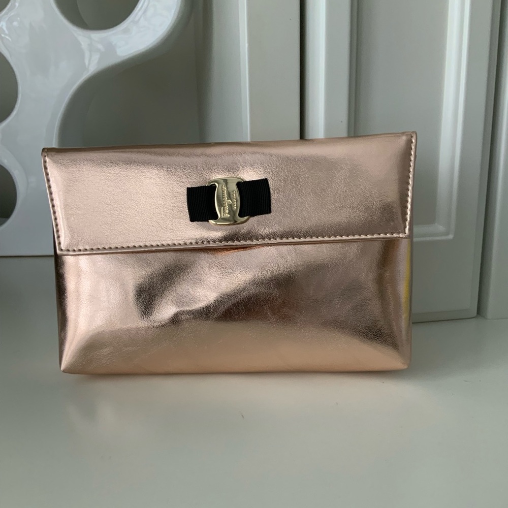 SALVATORE FERRAGAMO Parfumes Rose Gold Cosmetic Makeup Bag Pouch BRAND NEW